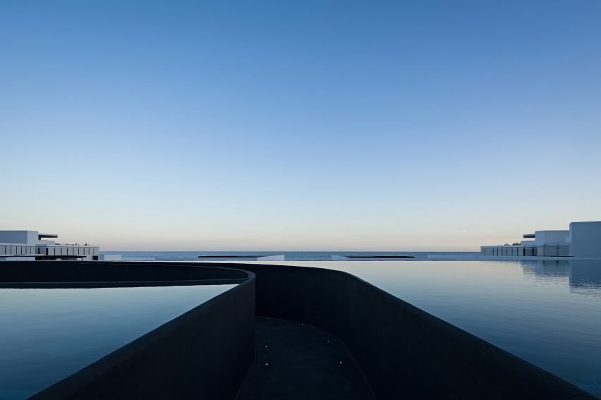 Mar Adentro by Miguel Angel Aragonés