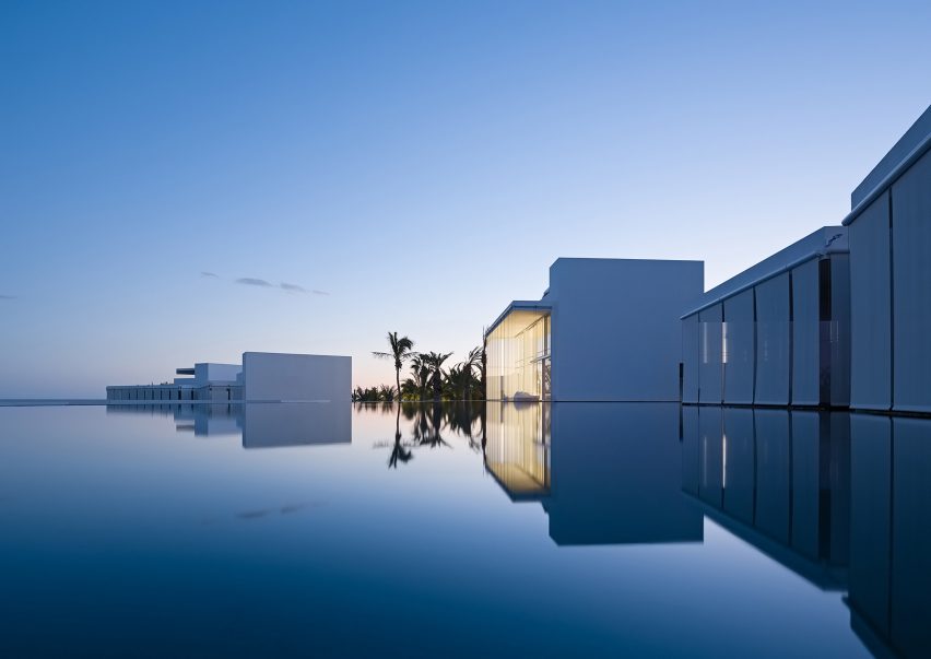 Mar Adentro by Miguel Angel Aragonés