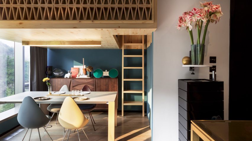Mini Treehouse Residence by NCDA
