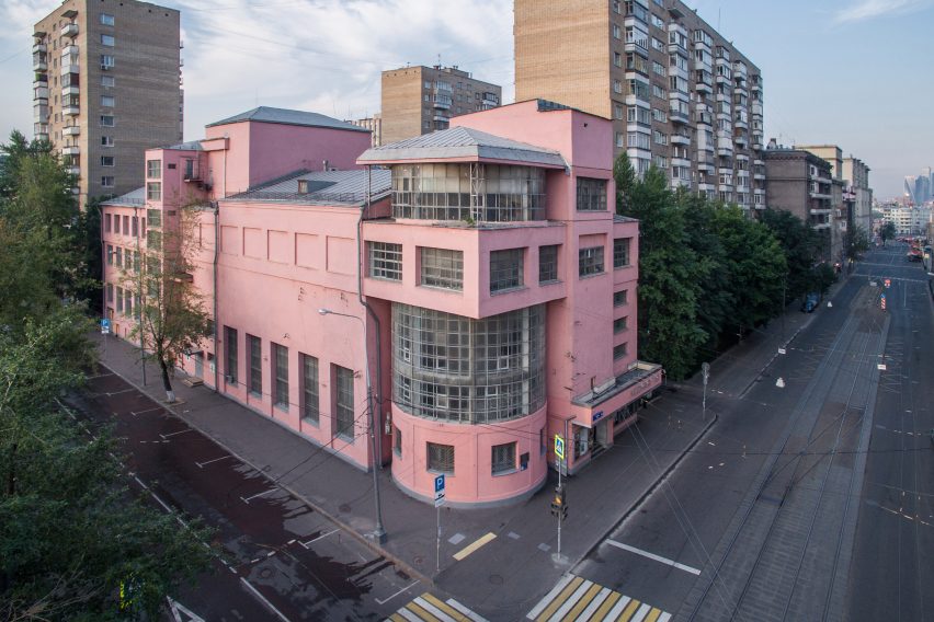 Spying on Moscow: A Winged Guide to Architecture