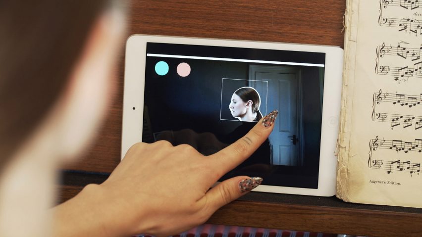 RCA graduate designs camera-style device to help musicians improve their posture and technique