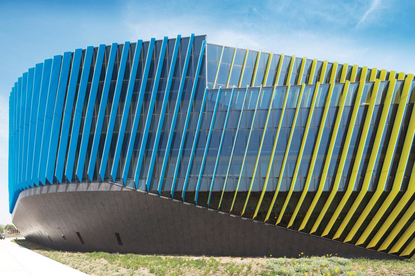 NEIU El Centro by JGMA