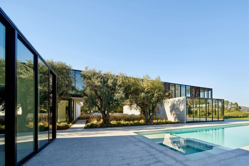 Oz Residence by Stanley Saitowitz