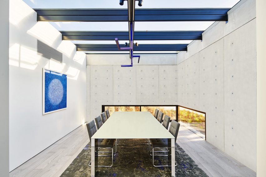 Oz Residence by Stanley Saitowitz