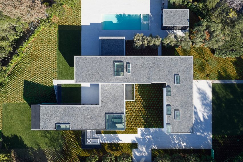 Oz Residence by Stanley Saitowitz