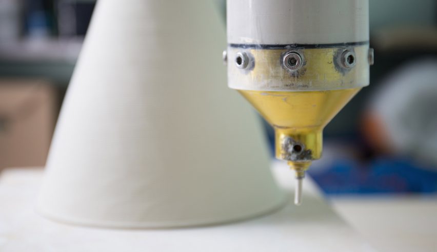 Australian designer Tom Fereday and artist Susan Chen make lamps using a ceramic printer