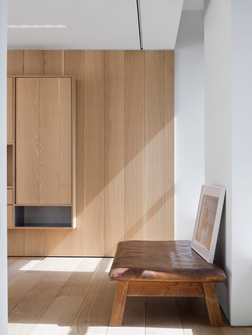 Photographers Loft by Desai Chia Architecture