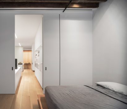 Photographers Loft by Desai Chia Architecture