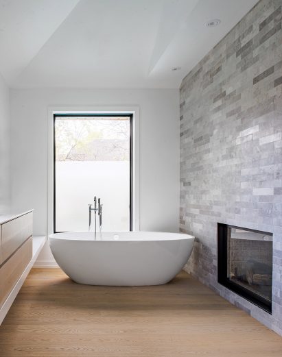 Richview Residence by Studio AC