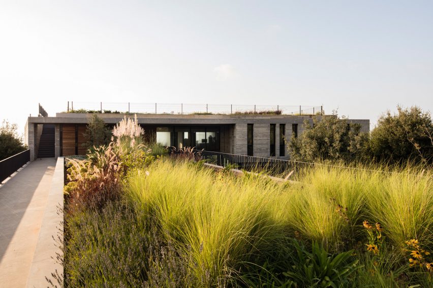 The Sheikh Nahyan Centre for Arabic Studies & Intercultural Dialogue (CASID), designed by local firm Fouad Samara Architects