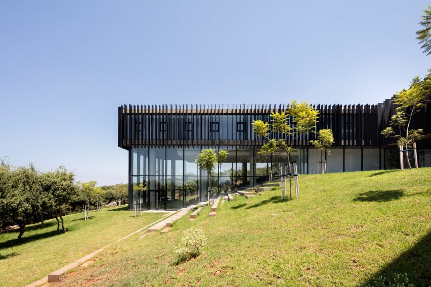 The Sheikh Nahyan Centre for Arabic Studies & Intercultural Dialogue (CASID), designed by local firm Fouad Samara Architects