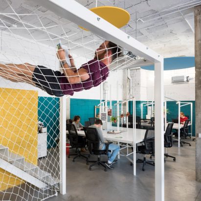 Sinèrgics co-working spaces in Barcelona showcase low-budget furniture solutions