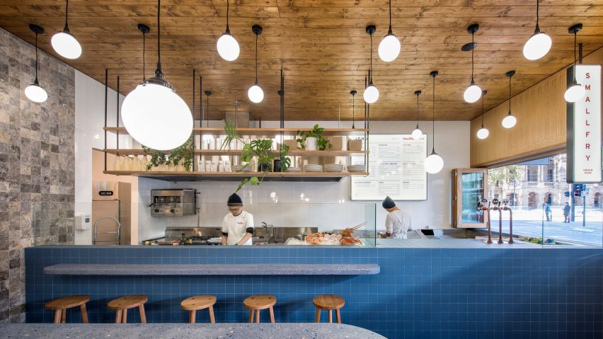 Smallfry Seafood restaurant by Sans-Arc Studio