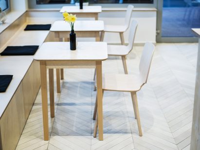 Architect Sanja Premrn designs SPIN bar in Slovenia