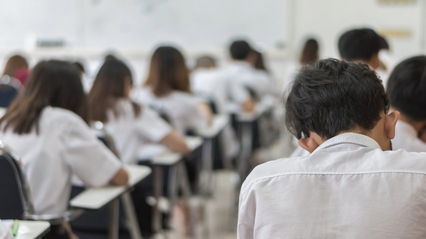 Latest GCSE results show “alarming” drop in students taking art and design