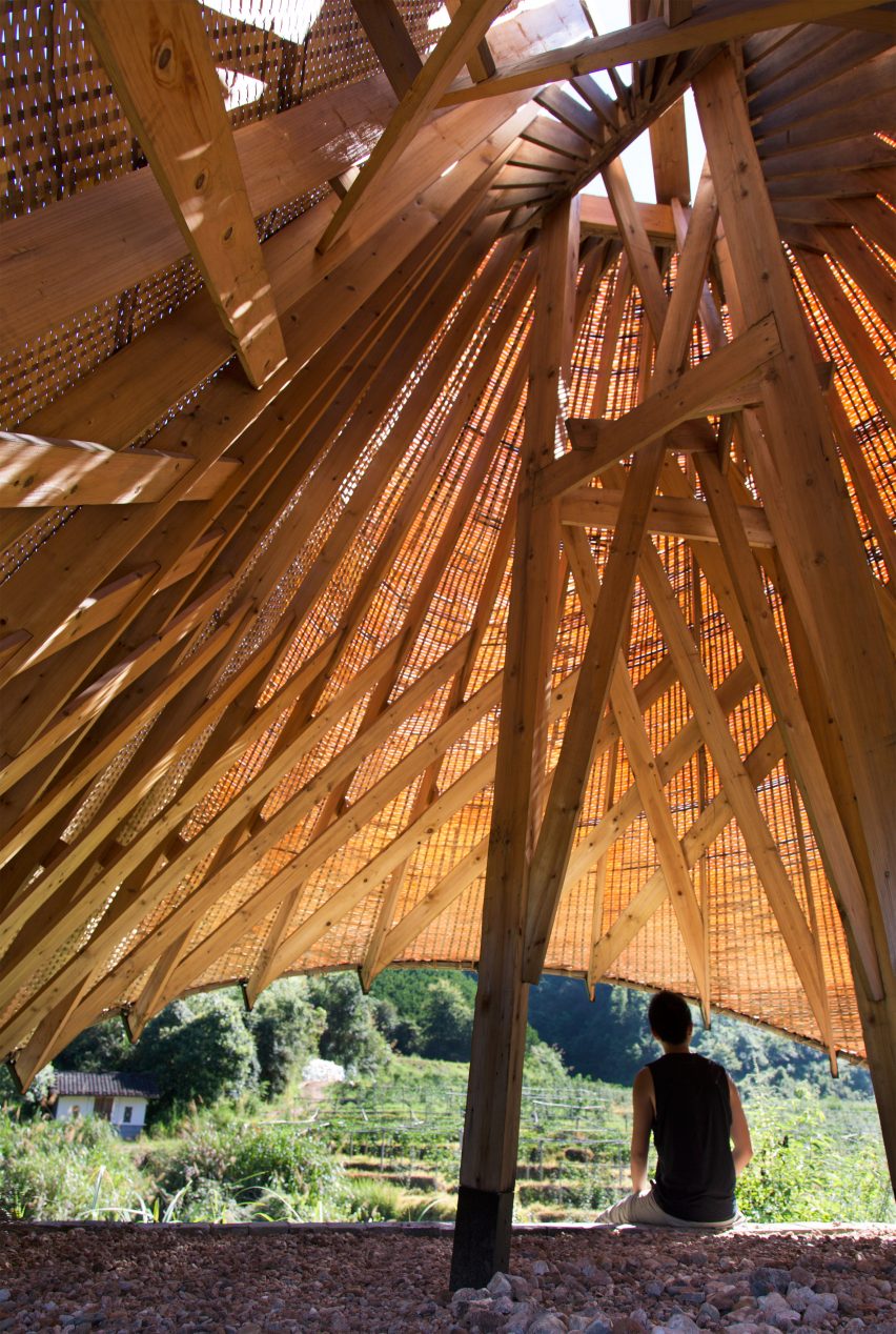 University of Hong Kong students build Sun Room for farmers of China's Peitian village