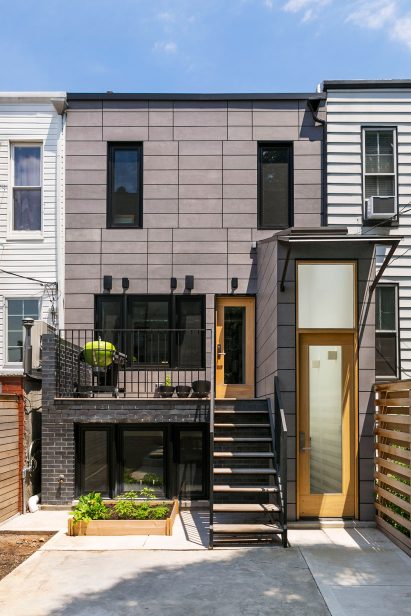 Sunset Park Row House by Bostudio