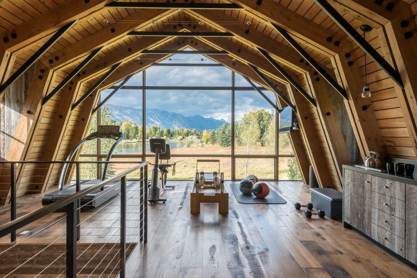 The Barn by Carney Logan Architects