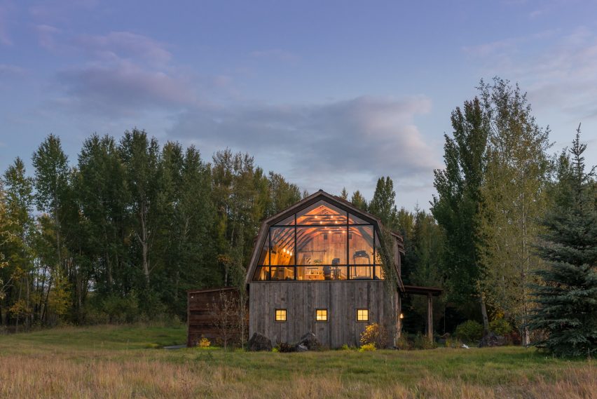 The Barn by Carney Logan Architects
