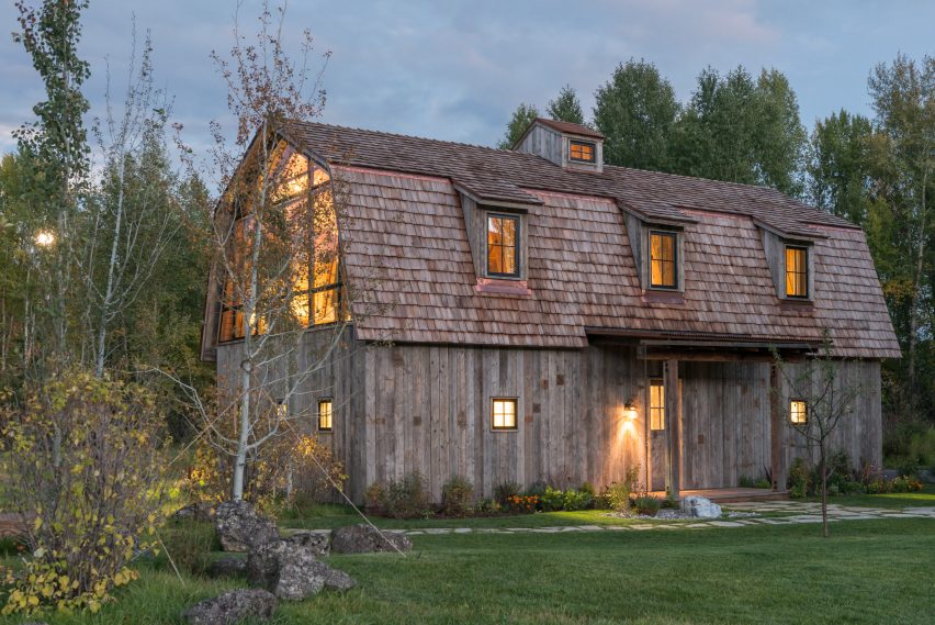 The Barn by Carney Logan Architects