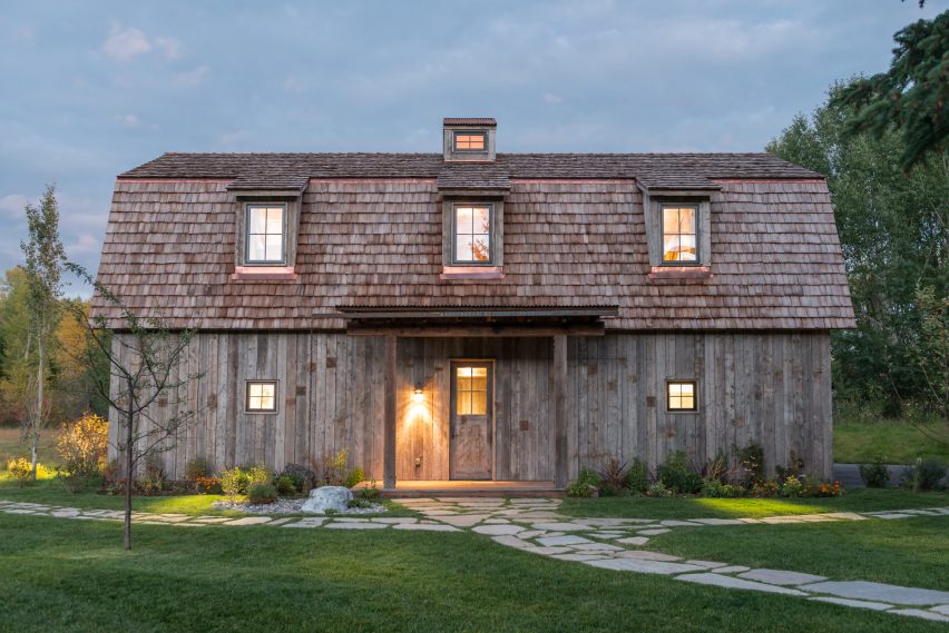 The Barn by Carney Logan Architects