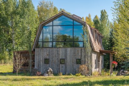 The Barn by Carney Logan Architects