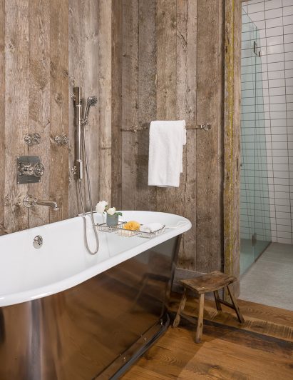 The Barn by Carney Logan Architects