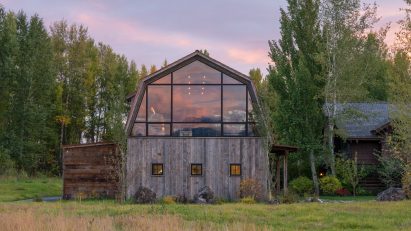 The Barn by Carney Logan Architects