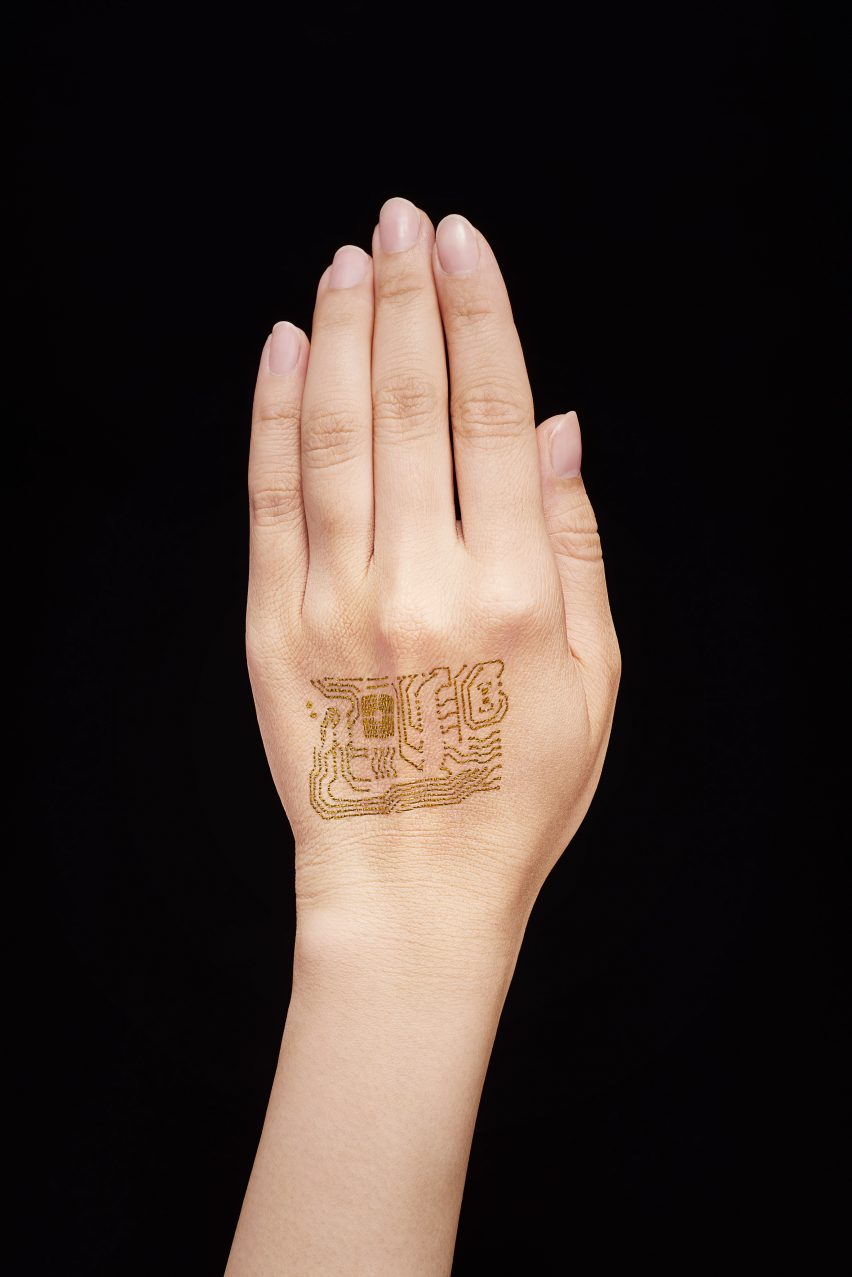 Wearable electronics developed by the University of Tokyo