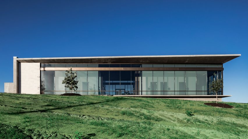Westlake Dermatology by Matt Fajkus Architecture