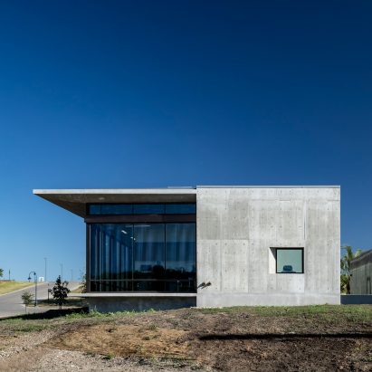 Westlake Dermatology by Matt Fajkus Architecture