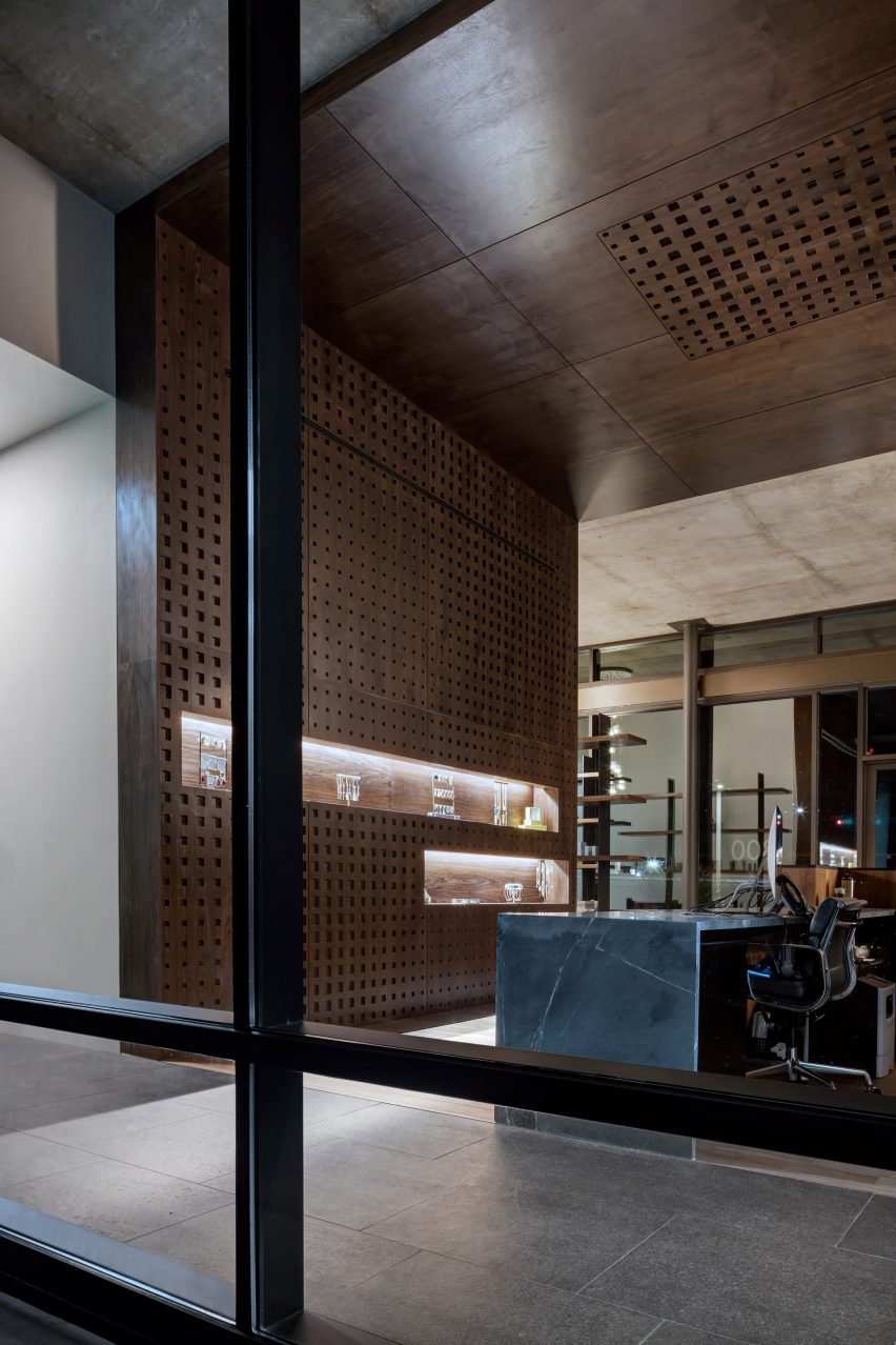 Westlake Dermatology by Matt Fajkus Architecture