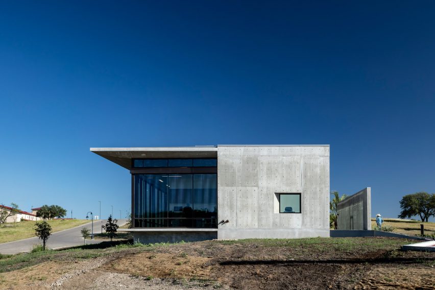 Westlake Dermatology by Matt Fajkus Architecture