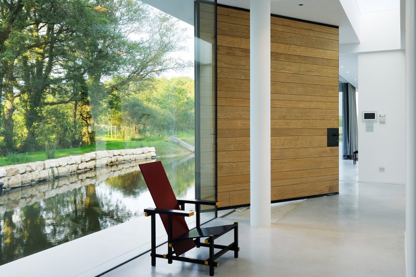 White Snake House by AUM
