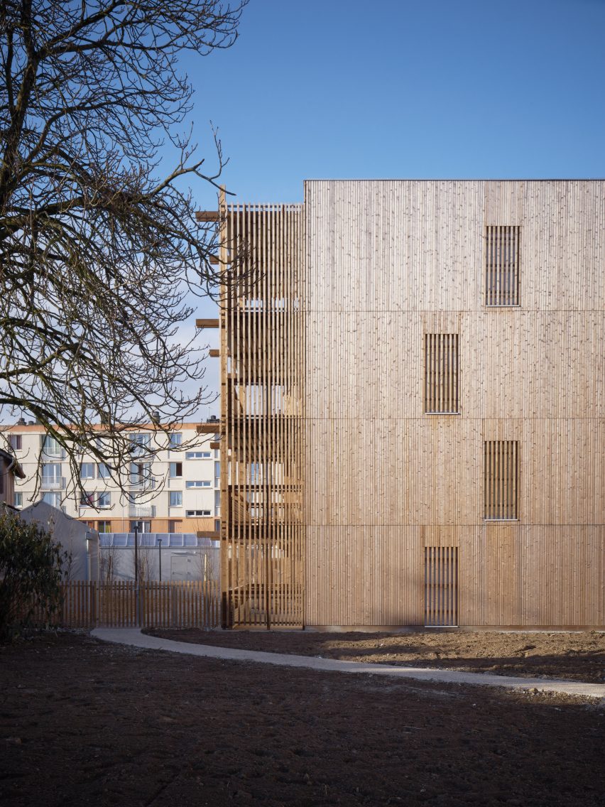 26 Social Housing by Odile and Guzy Architectes