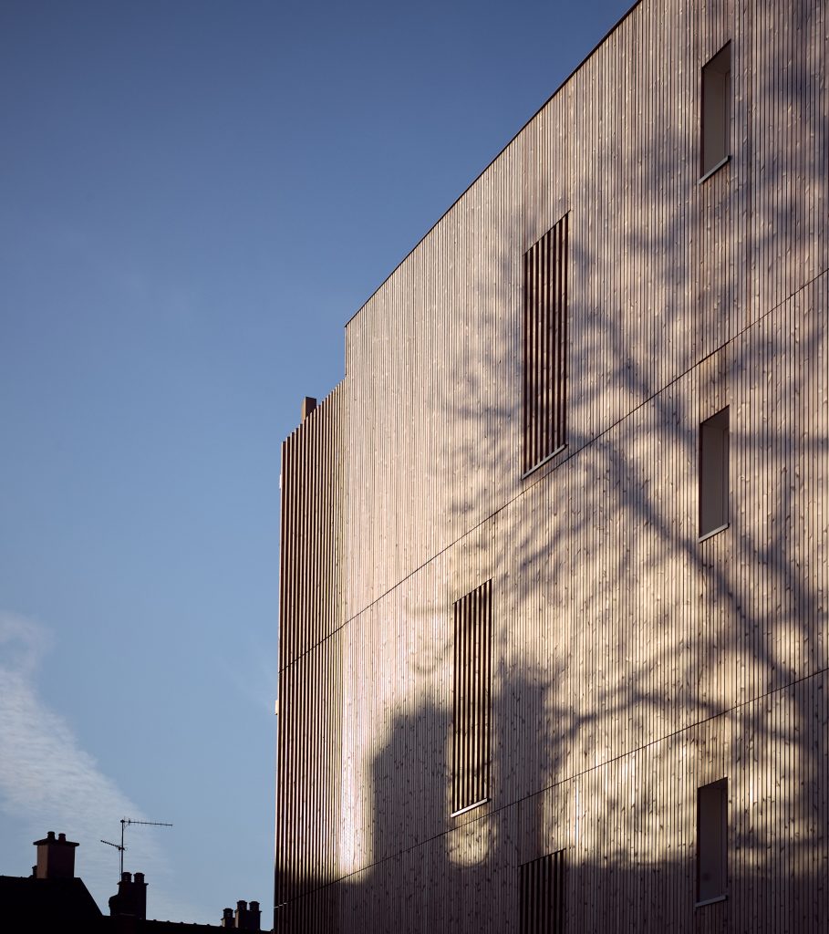 26 Social Housing by Odile and Guzy Architectes