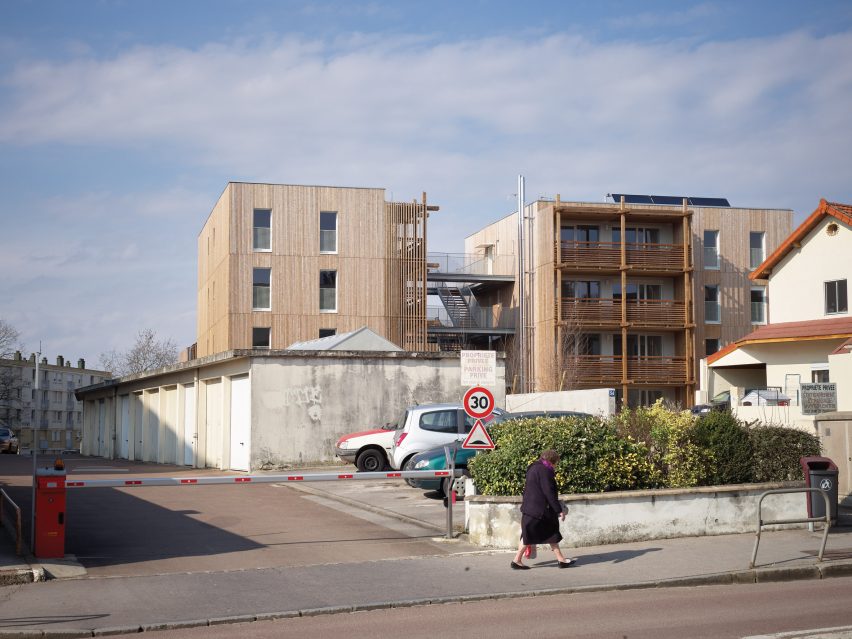 26 Social Housing by Odile and Guzy Architectes