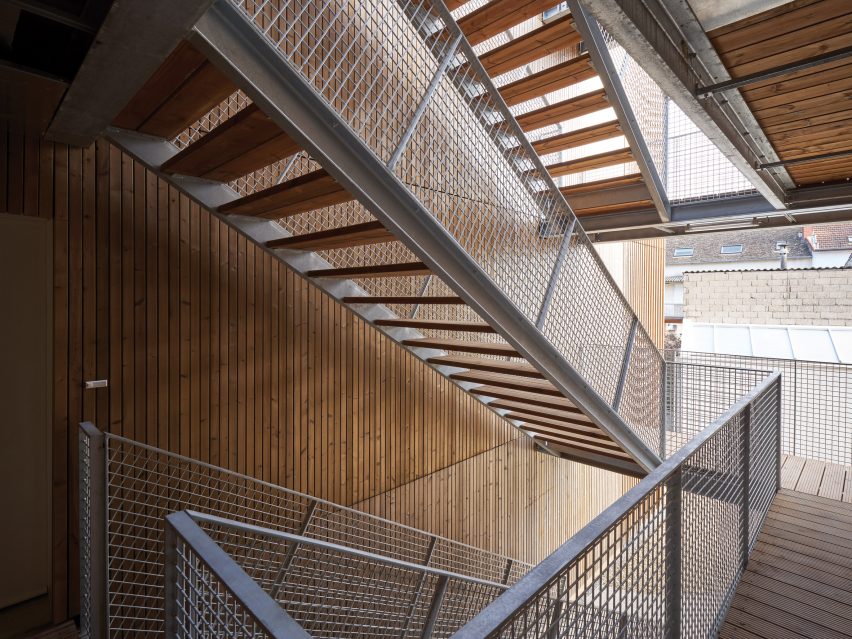 26 Social Housing by Odile and Guzy Architectes