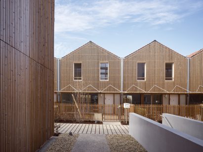 26 Social Housing by Odile and Guzy Architectes