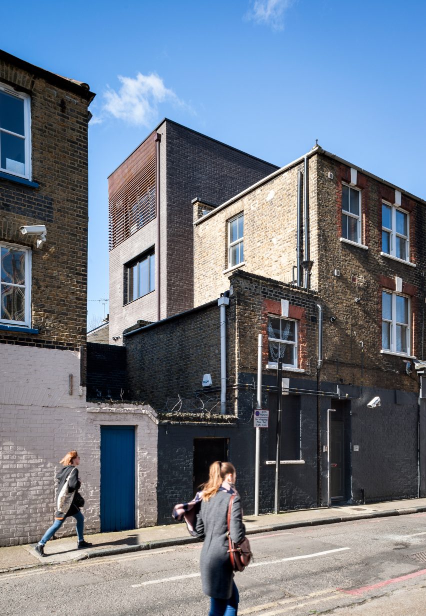 DSDHA completes a workshop building for jeweller Alex Monroe