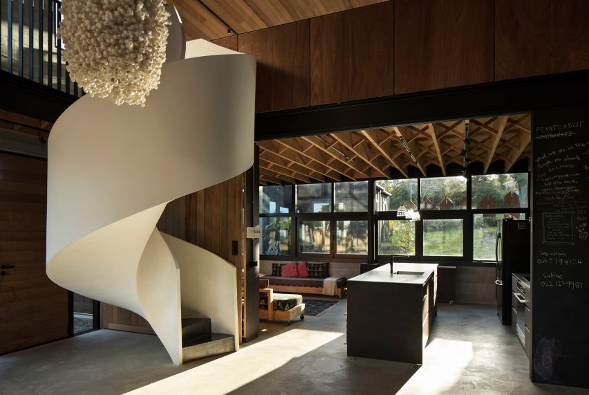 Anzac Bay House by Vaughn Mcquarrie