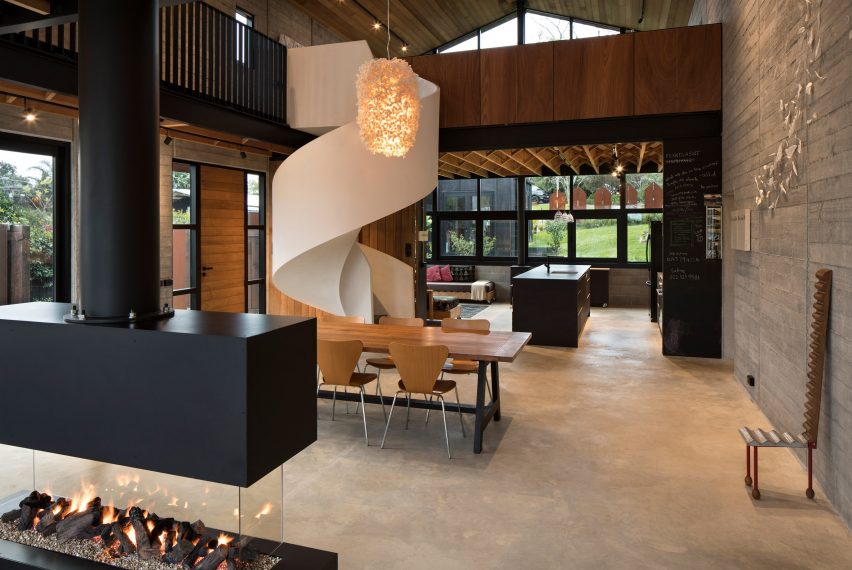Anzac Bay House by Vaughn Mcquarrie