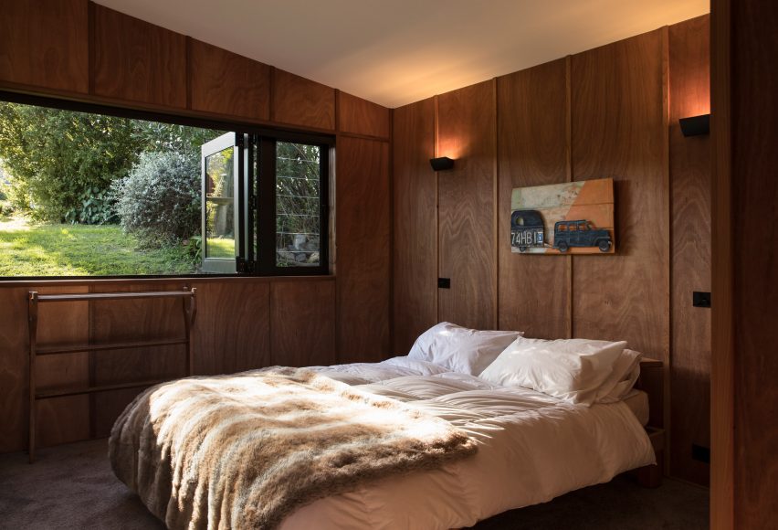 Anzac Bay House by Vaughn Mcquarrie