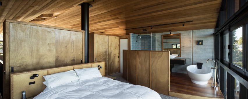 Anzac Bay House by Vaughn Mcquarrie
