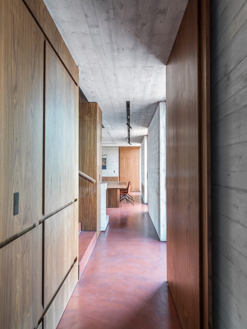 AP House by GGA Architects