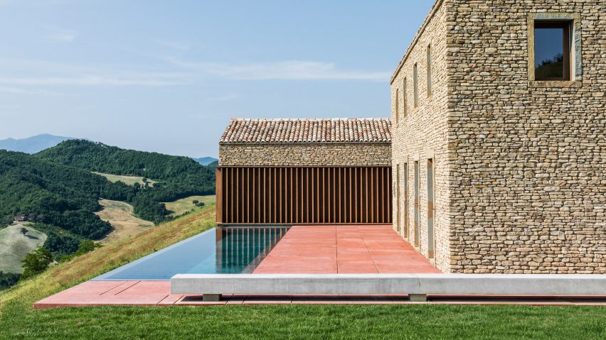 AP House by GGA Architects