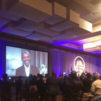 Obama calls on architecture and tech firms to support Chicago presidential library with apprenticeship schemes