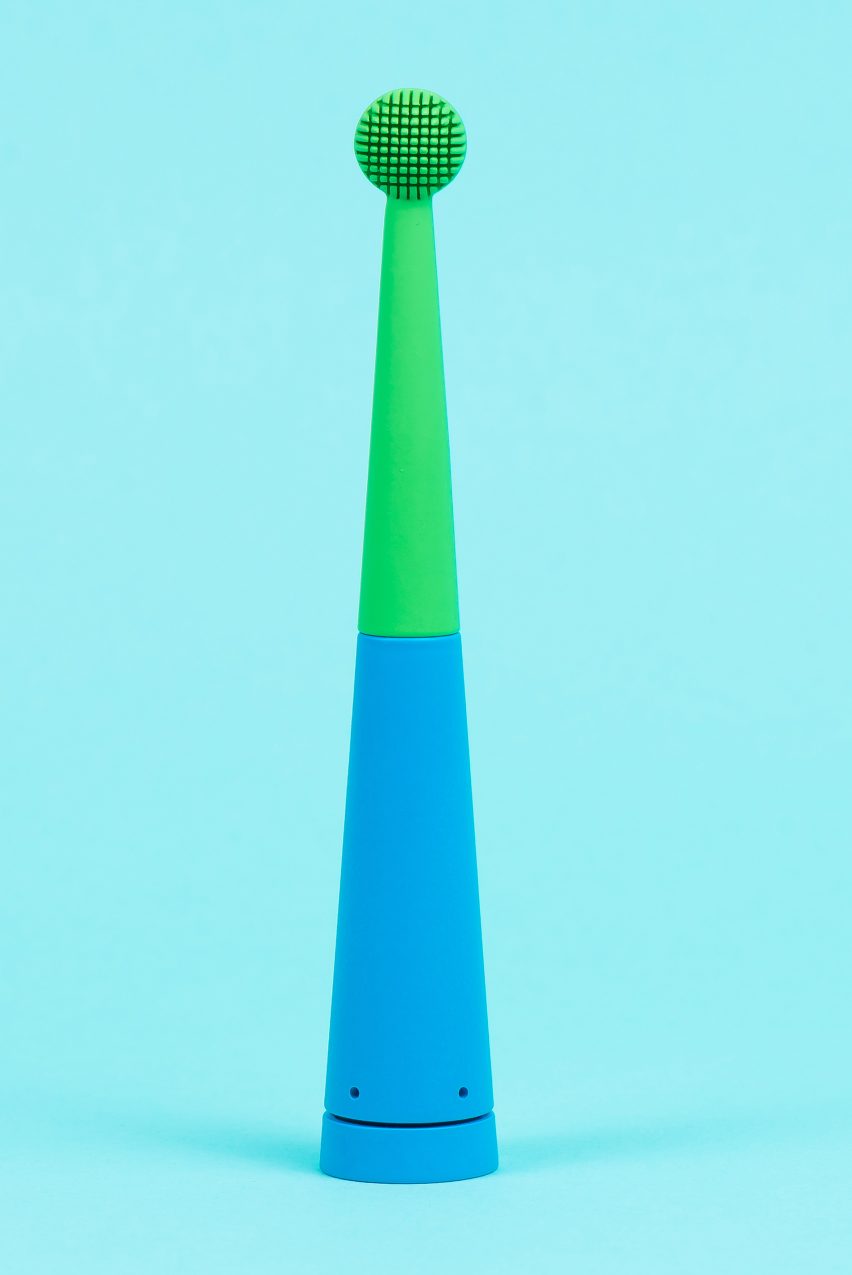 Benjamin Brush by Bleep Bleeps