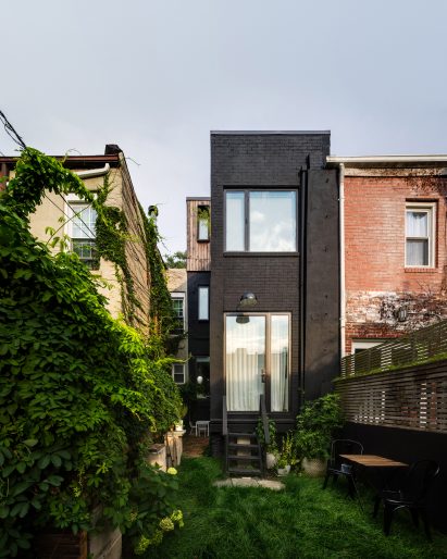 Brooklyn Row House 1 by Office of Architecture