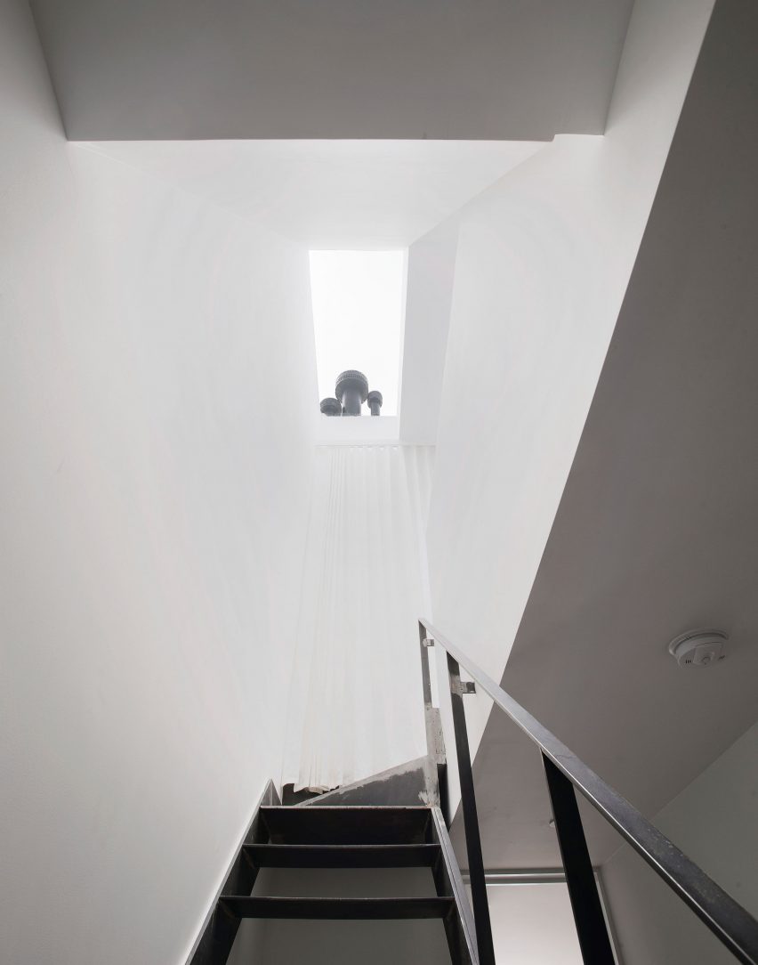 Brooklyn Row House 1 by Office of Architecture